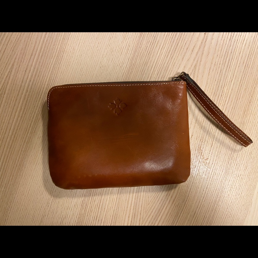 Patricia Nash leather Cassini wristlet